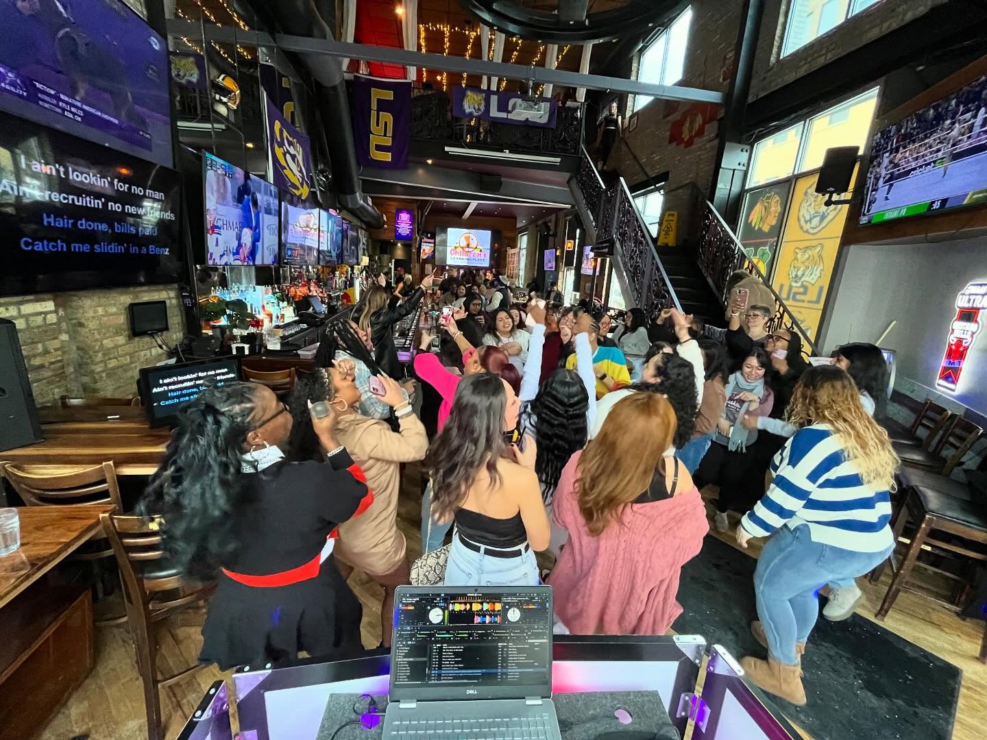 Back again at Standard Bar & Grill to do the holiday party for the Learning Place! We the place into a club and get karaoke lit even during daylight hours ๐๐ถ
Our digital photobooth with prints stayed busy the entire party