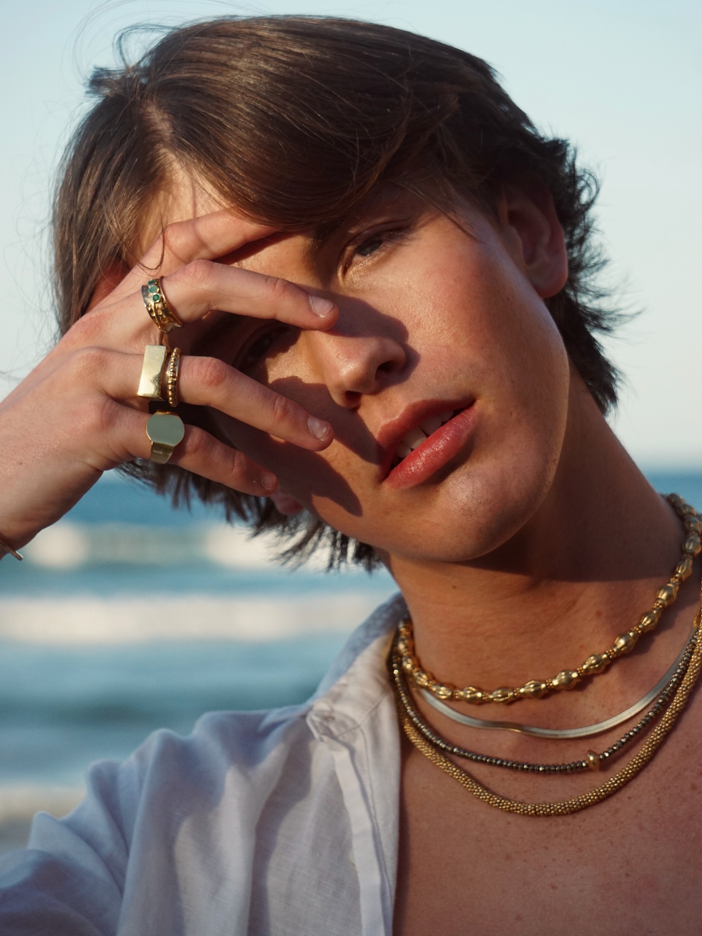 Jewellery has never belonged to one story.
It belongs to the sun on bare skin.
To salt in the air.
To the ones who wear it without asking permission.
Gold is energy. It is expression. It is for every body.
Wear what moves you. ✨
#ChandraCollections #JewelleryForEverybody #ModernAdornment #BohemianLuxury #AncientInspired