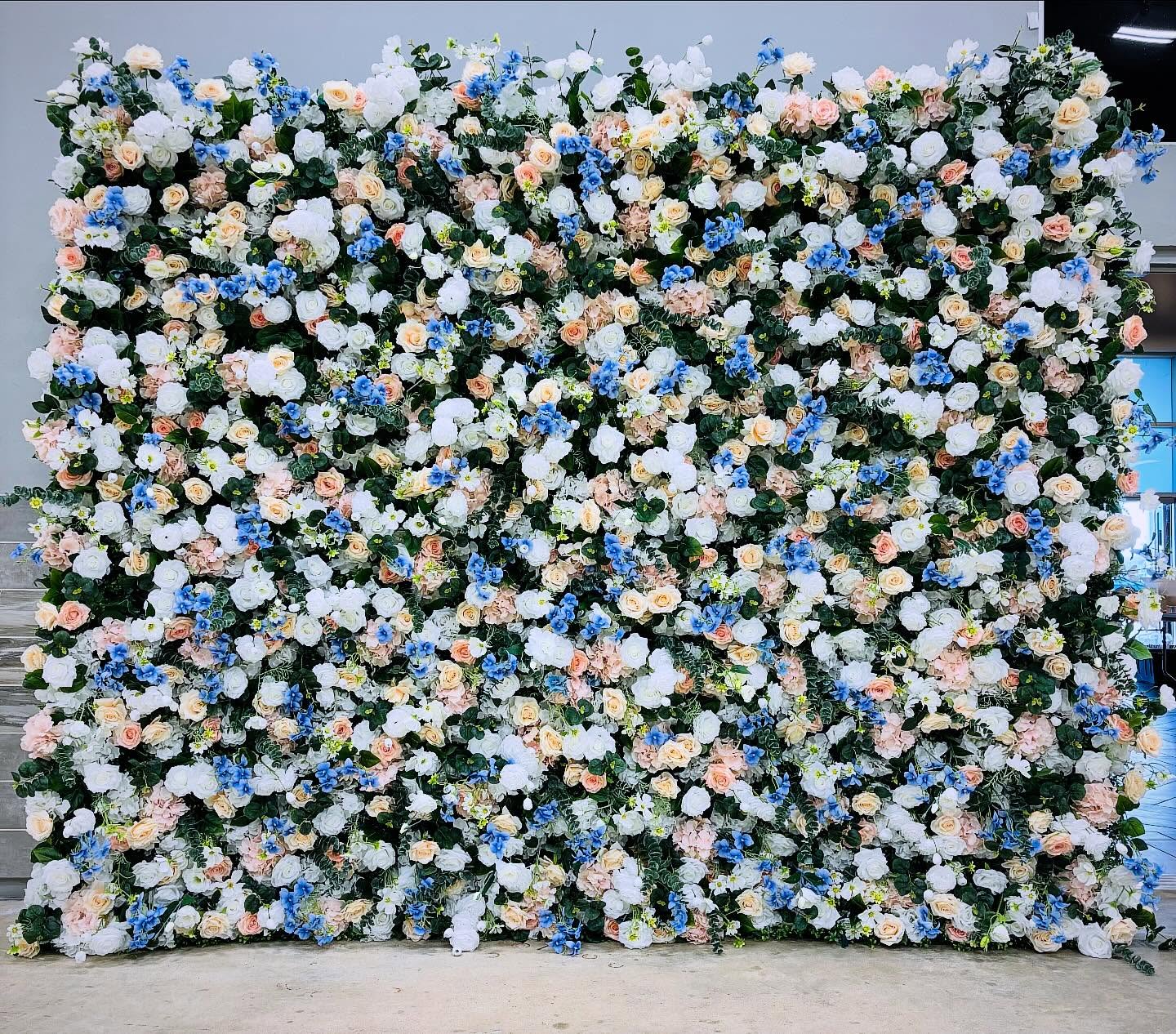 Looking for some Sunday fun?! Get your tails over to @merrymarketla at @lamar_dixonexpocenter tomorrow to do some shopping & while you’re there grab a picture with the Easter bunny in front of our beautiful new Millie wall! The perfect backdrop for Easter photos! Don’t forget to tag us!
#springflowerwall #flowerwalls #flowerwallrentals #eventrentals #partyrentals
Baton Rouge flower wall, Baton Rouge backdrops, South Louisiana event rentals, South Louisiana flower walls, faux flower rentals