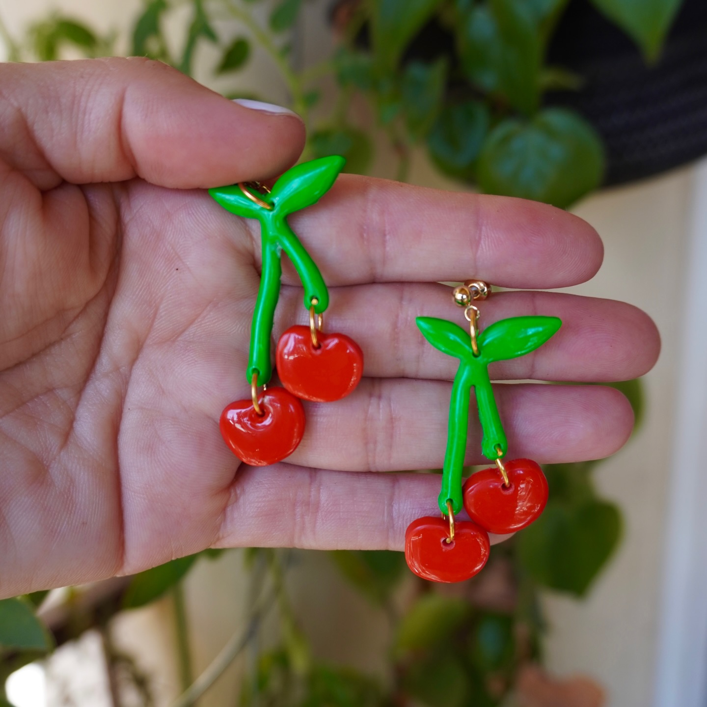 ✨Permiso✨
Un momento para 🍒
Encuéntralas en nuestra página web o escríbenos por DM. ⭐️
#BrujaCósmica #ModaMágica #EstiloÚnico #BellezaConPoder