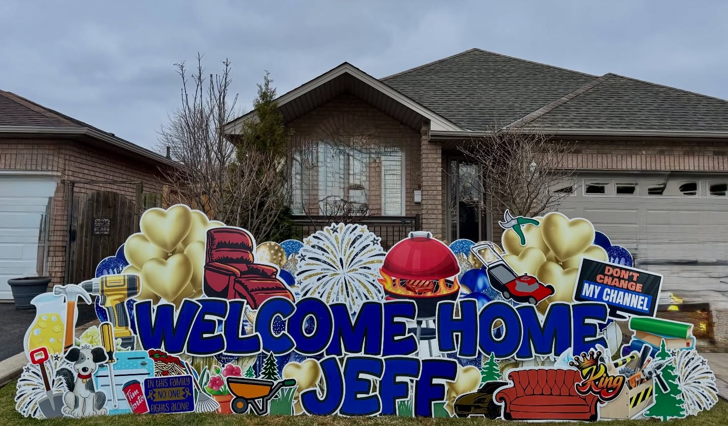 Hope you loved your homecoming! Such a pleasure to place this on behalf of your family. ❤️🙏☺️
www.nadinenoelledesign.com
#cominghome #welcome #family #lawnsigns #hamiltonevents nadinenoelledesign