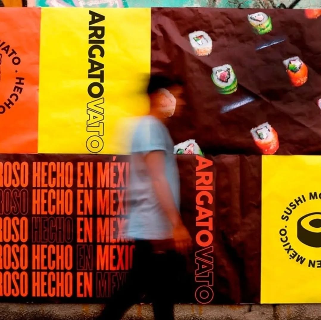 Un ejemplo perfecto de cuando un producto es bueno y delicioso, todo lo demás encajara por sí solo 💛😸🥢
#foodphotography #food #sushi #foodphoto #packagingdesign