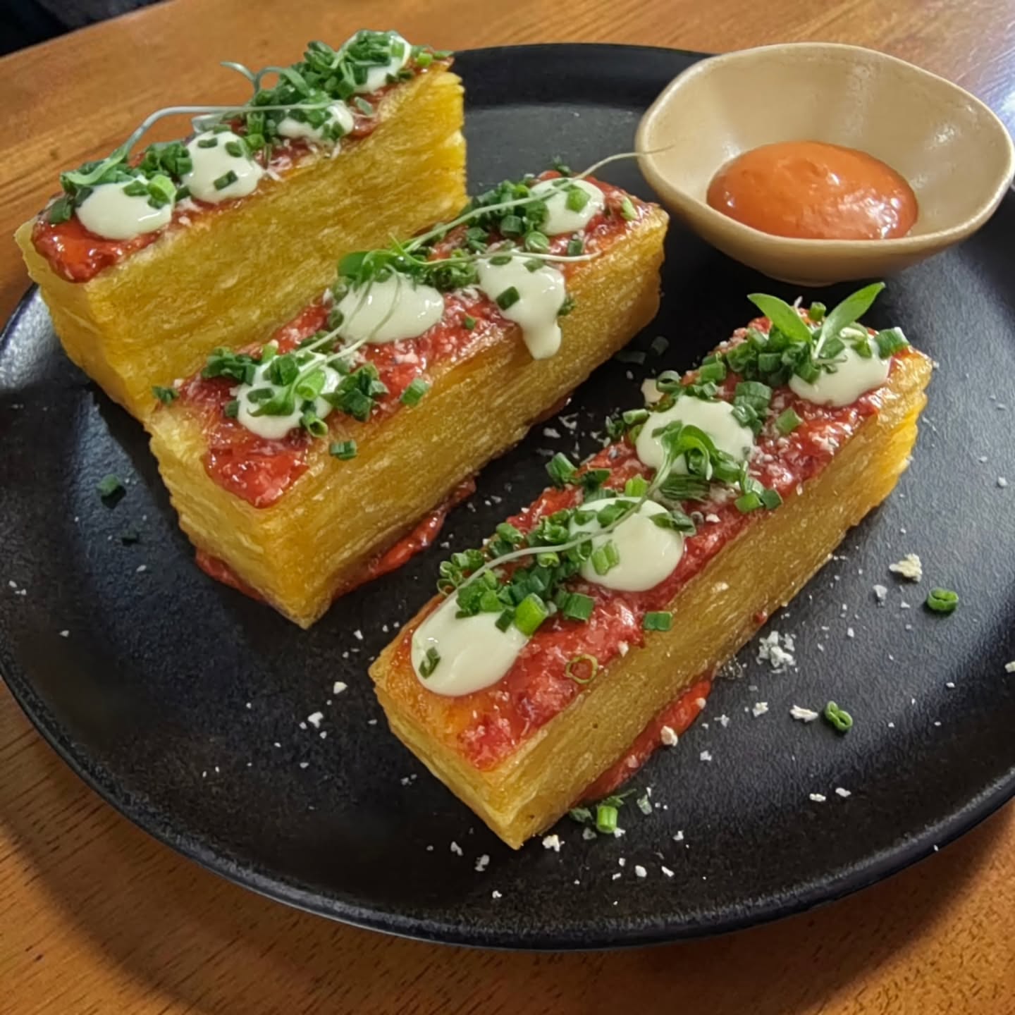 Miércoles de patatas bravas @sakuraramenbar
#bogotafoodie #restaurantes #restaurantesbogota #comida #planesbogota