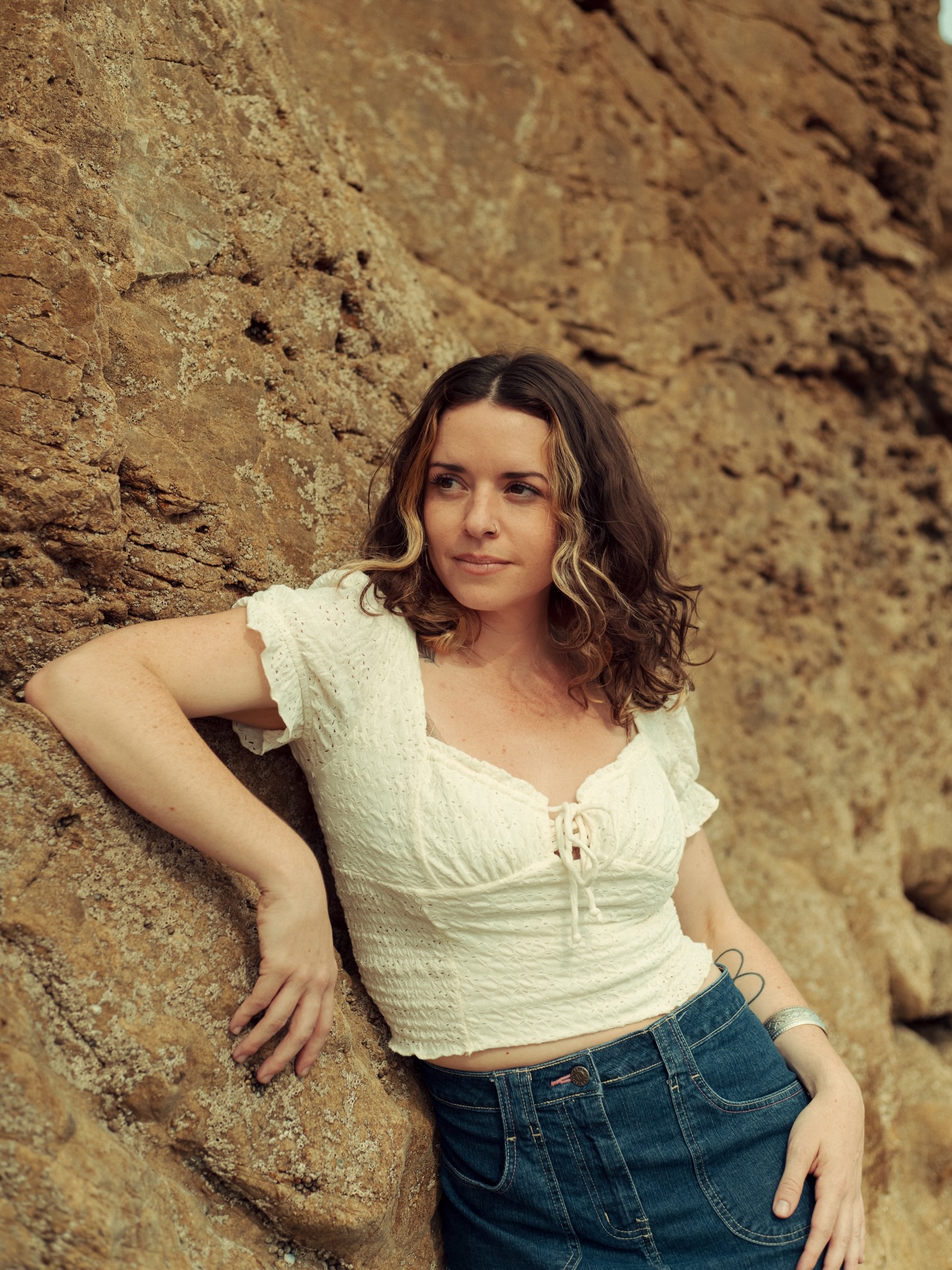 The truth is I’m still underground. The spiral is sacred. The system says up up up. Never down. Right now I’m dirt. Right now I am seed. It seems that is my nature, to be beneath the surface, felt but unseen. So here I am pretending, pretending to have emerged.
Hi! Don’t I look alive? Aren’t I good at pretending?
The stars say move slow, dear. Stay close to the ground. It is not time yet. It will be soon. Not until you dig in your roots. Not until you let go completely.
Let the darkness undo you. All that is not true will return to the earth.
📸 @ynkwlf
#poetry #poet #poetsofinstagram #writer