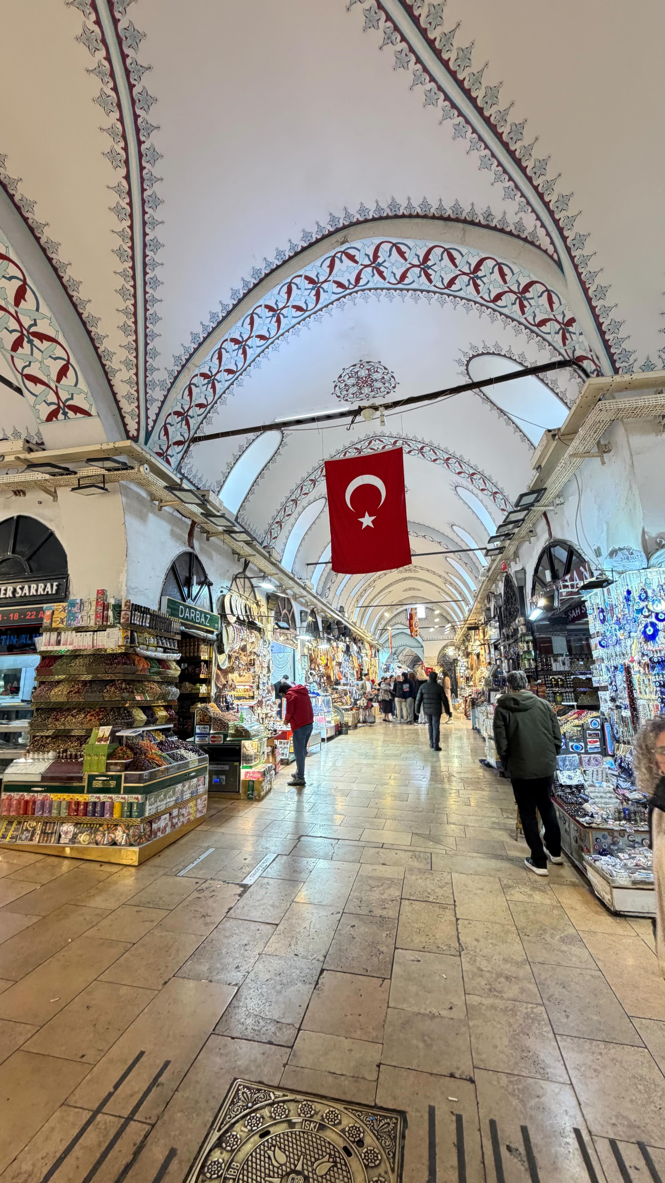 Grand Bazaar vibes ✨
Spices, tea, Turkish coffee & endless treasures
#grandbazaar #Istanbul #travel #turkishtea